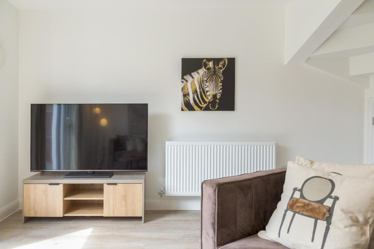 Pass The Keys Cheerful 4 Bed Central Townhouse Garden & Parking Villa Birmingham Kültér fotó